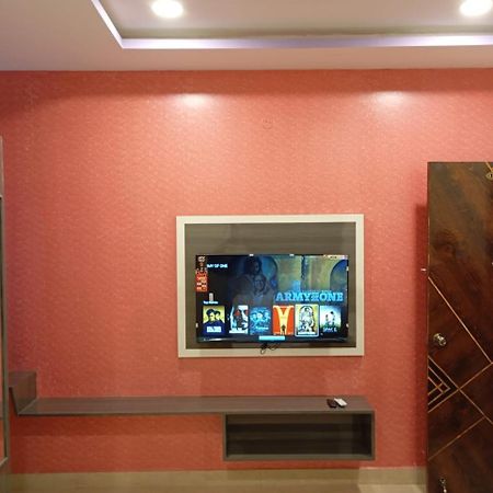 Aadya Inn New Luxury Hotel Tirupati Exteriör bild