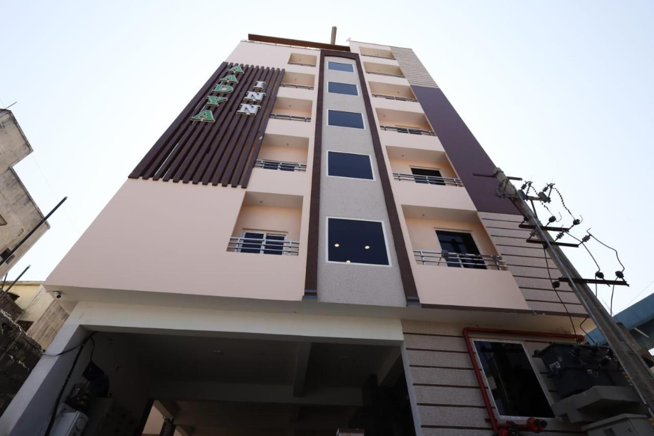 Aadya Inn New Luxury Hotel Tirupati Exteriör bild