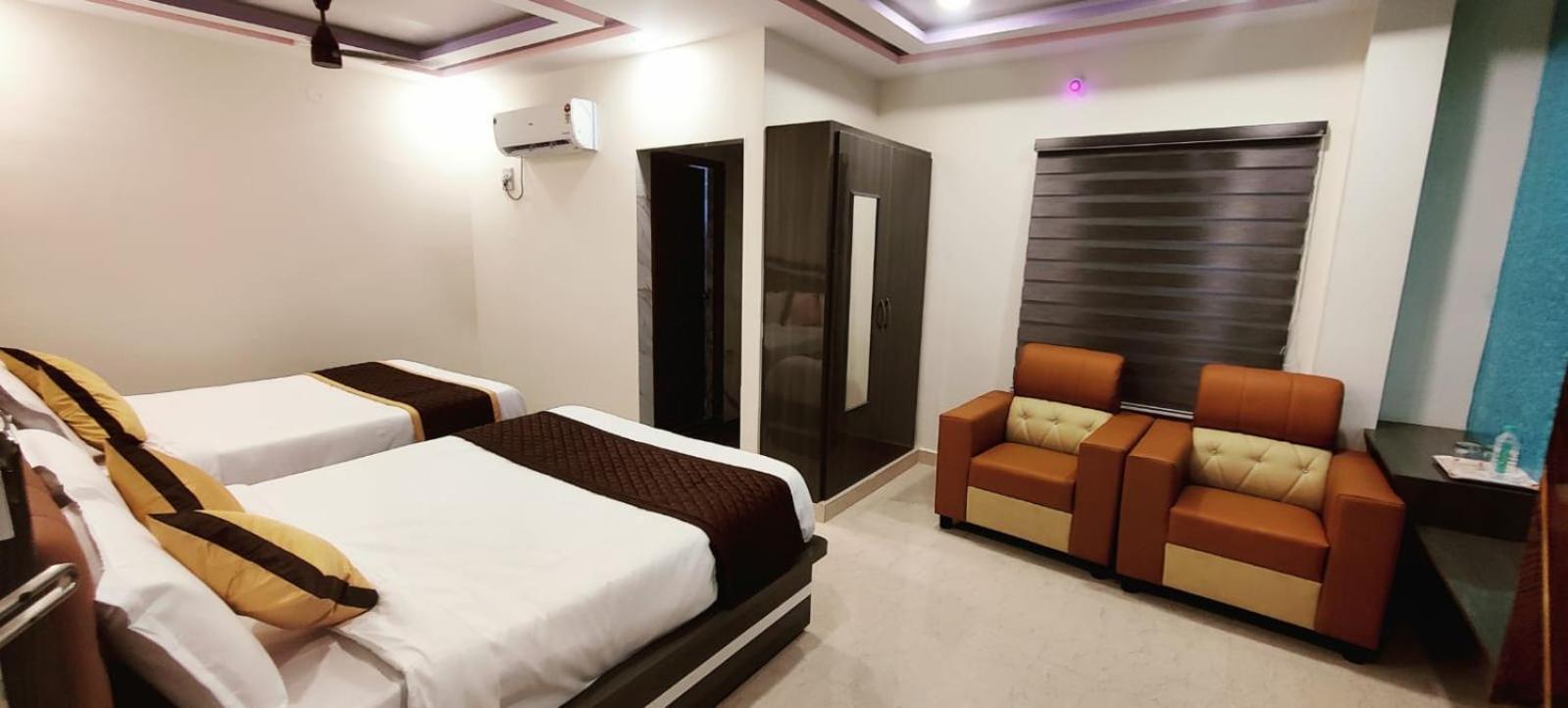 Aadya Inn New Luxury Hotel Tirupati Exteriör bild
