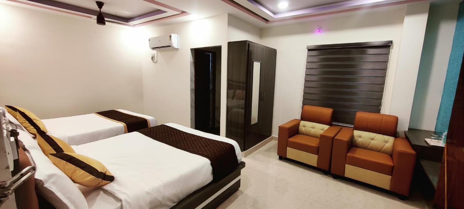 Aadya Inn New Luxury Hotel Tirupati Exteriör bild